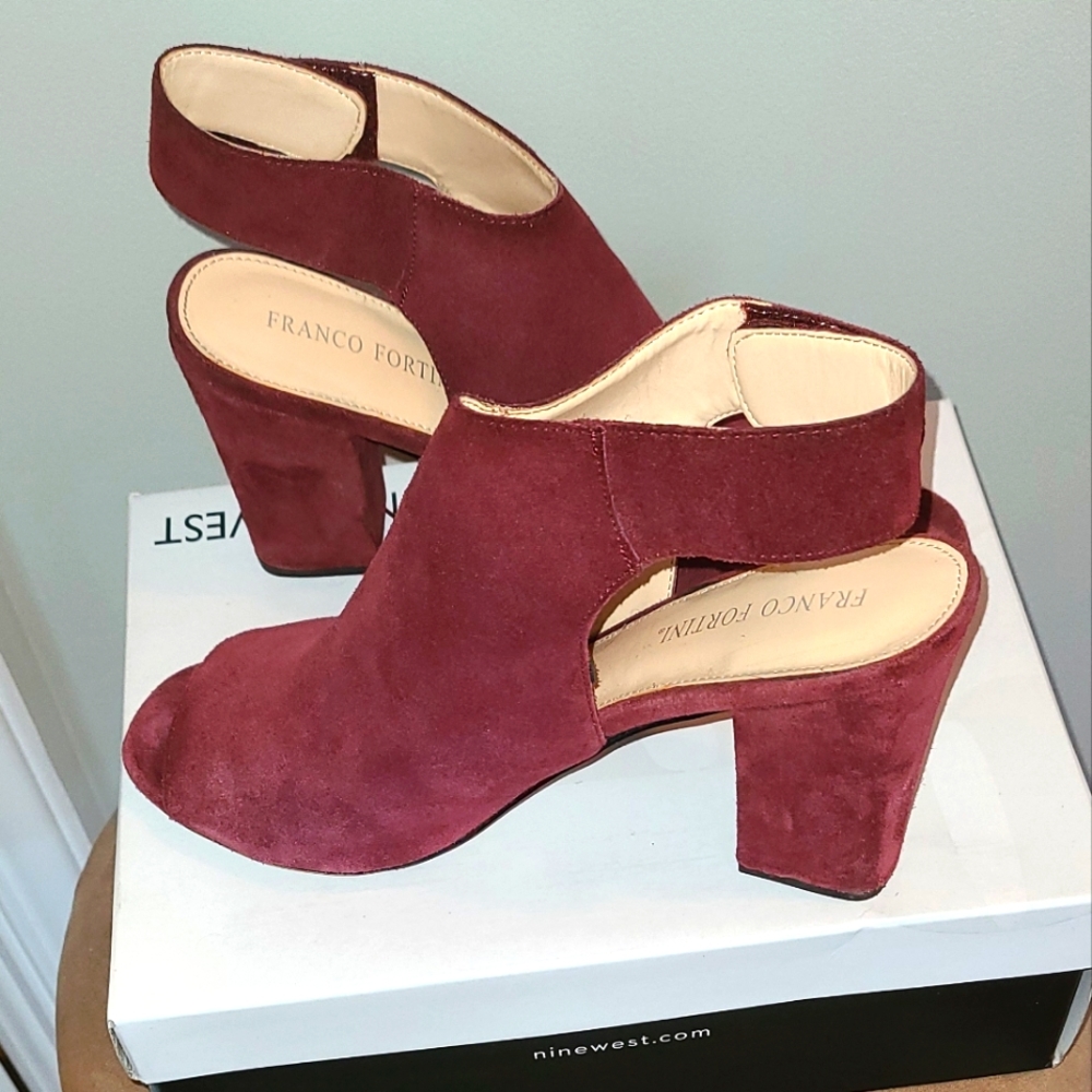 Franco Fortniti Red Wine Suede Block Heel Slingback